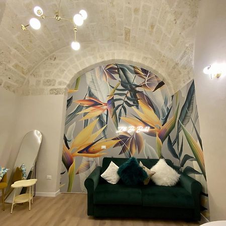 Quiet And Stylish - Bari City Center, Minutes To Station Экстерьер фото